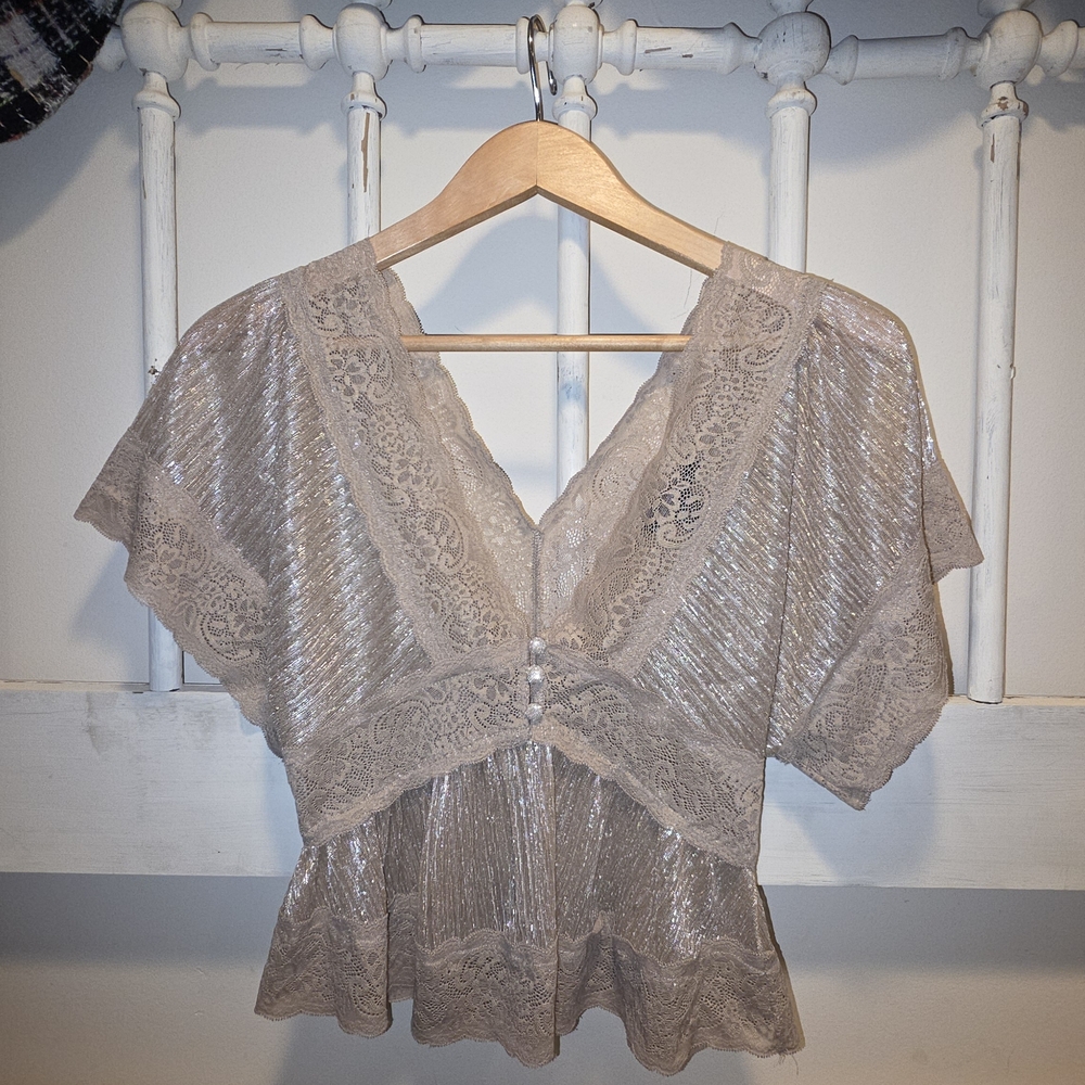FOREVER 21 Shimmering Lace Blouse in Gold Tan - Picture 7 of 8